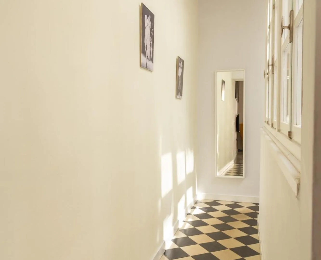 Apartamento The Traveller`s house Levante en el corazón de Cádiz WiFi